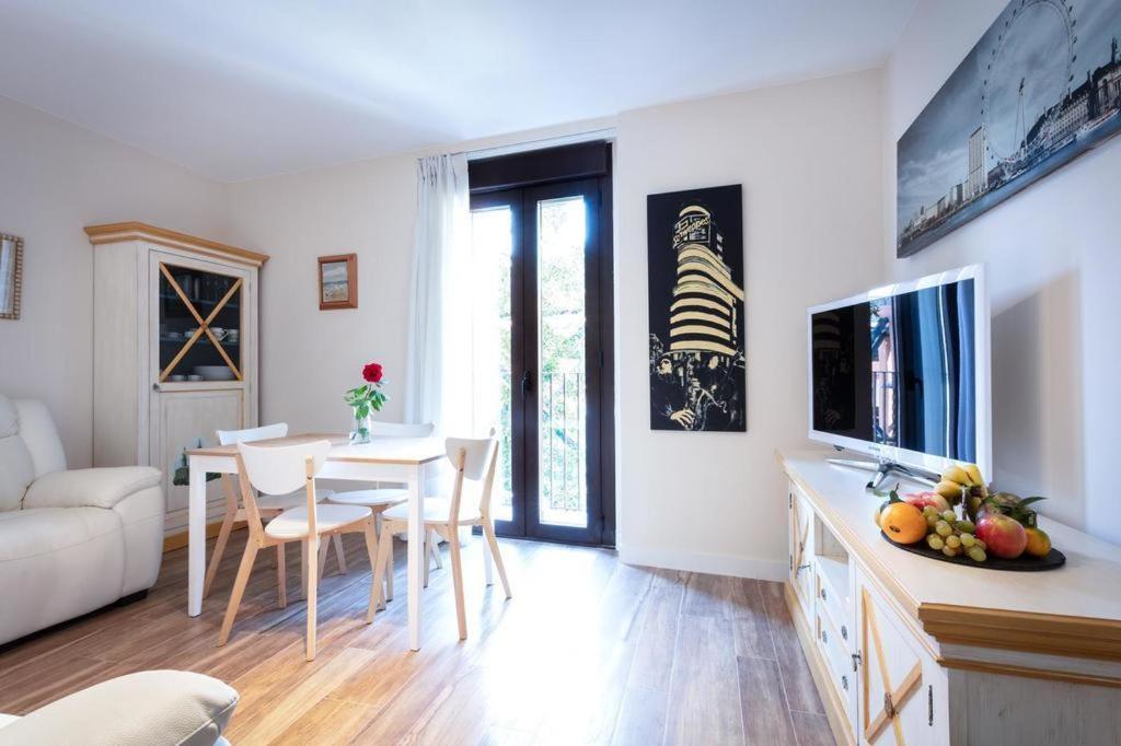 El Balcon Del Cesar Appartement Zaragoza Buitenkant foto